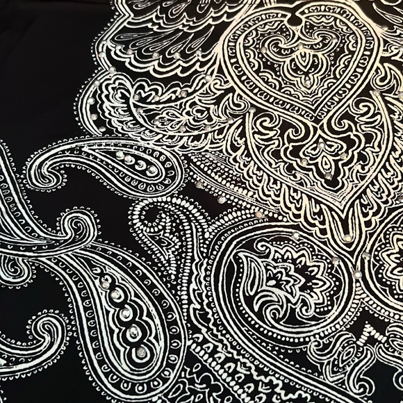 Alfani Women's Blouse medium Black Paisley Balloon Bottom Fringe Cut Sleeves EUC - Picture 8 of 12